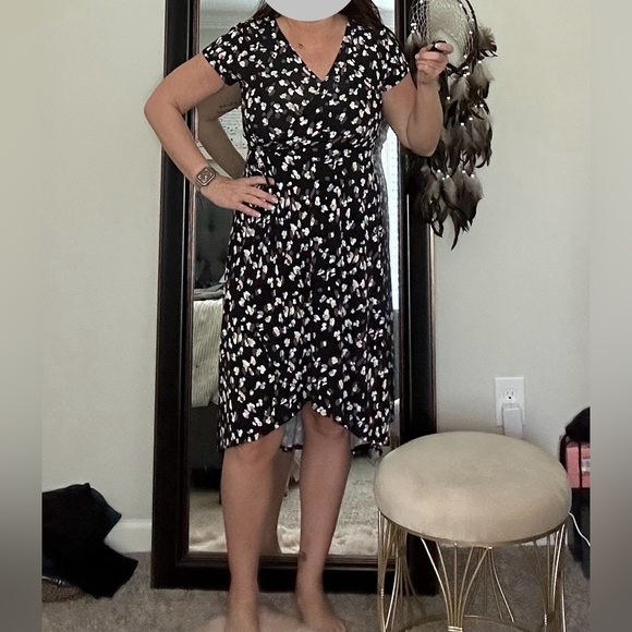 Women’s Hi-Low Gilli Dress Size Small Great Work Wear! - Picture 7 of 8